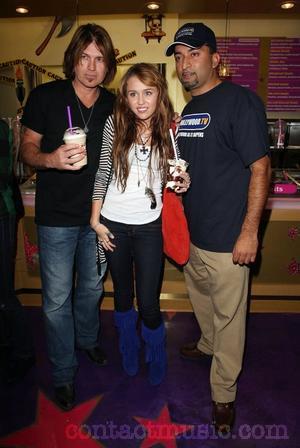 billy_ray_cyrus_2123023.jpg